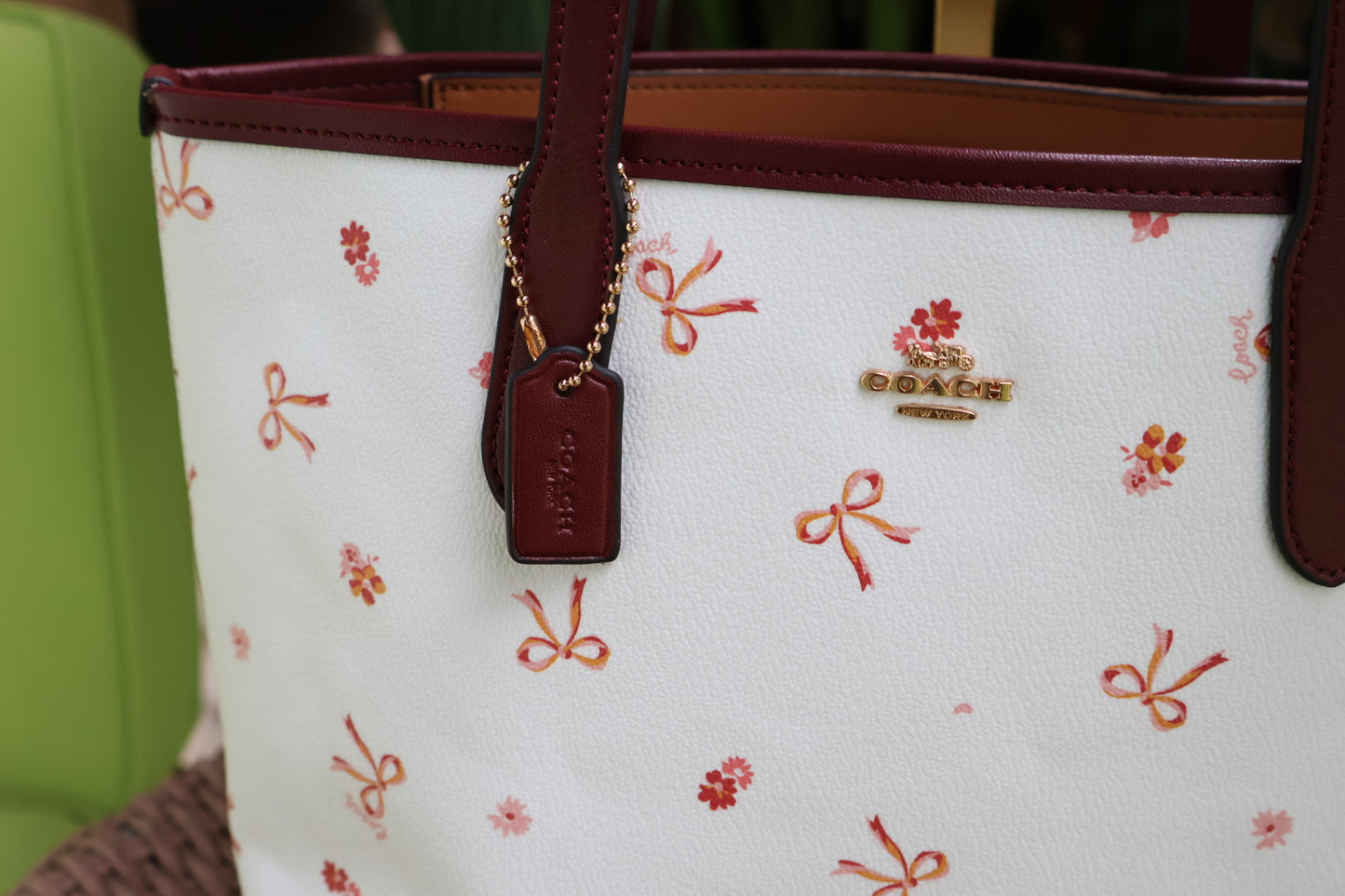 Bow Tote