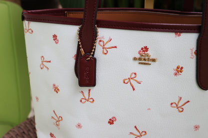 Bow Tote