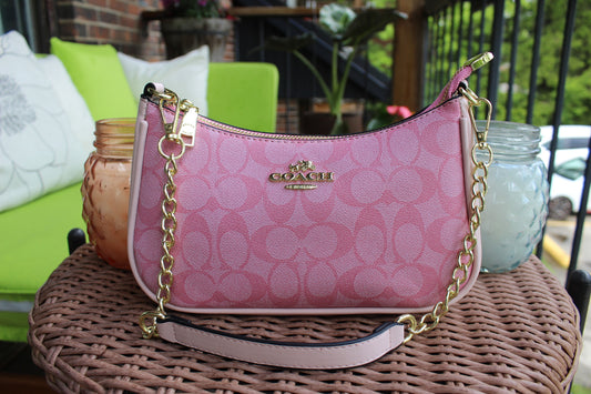 Pink Purse [Restock in August]